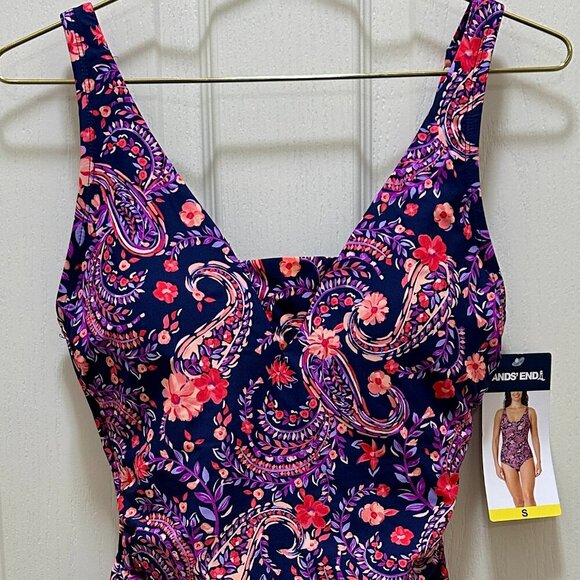 Lands' End Women's One Piece Swimsuit Size S Purple Floral UPF 50+ Feminine NEW - Picture 2 of 12